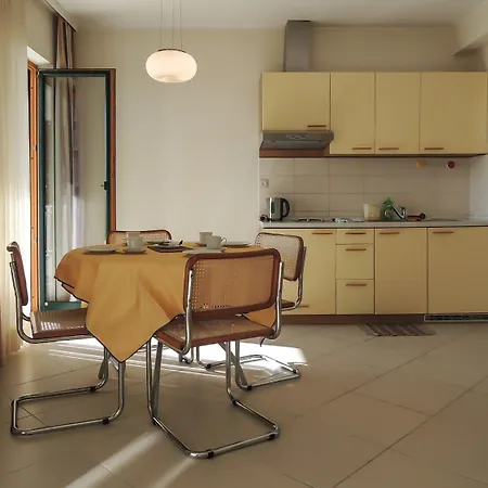 Apartment Lada *